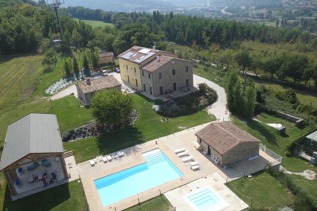 阿米克乡村住宿加早餐旅馆 Serra San Quirico 外观 照片