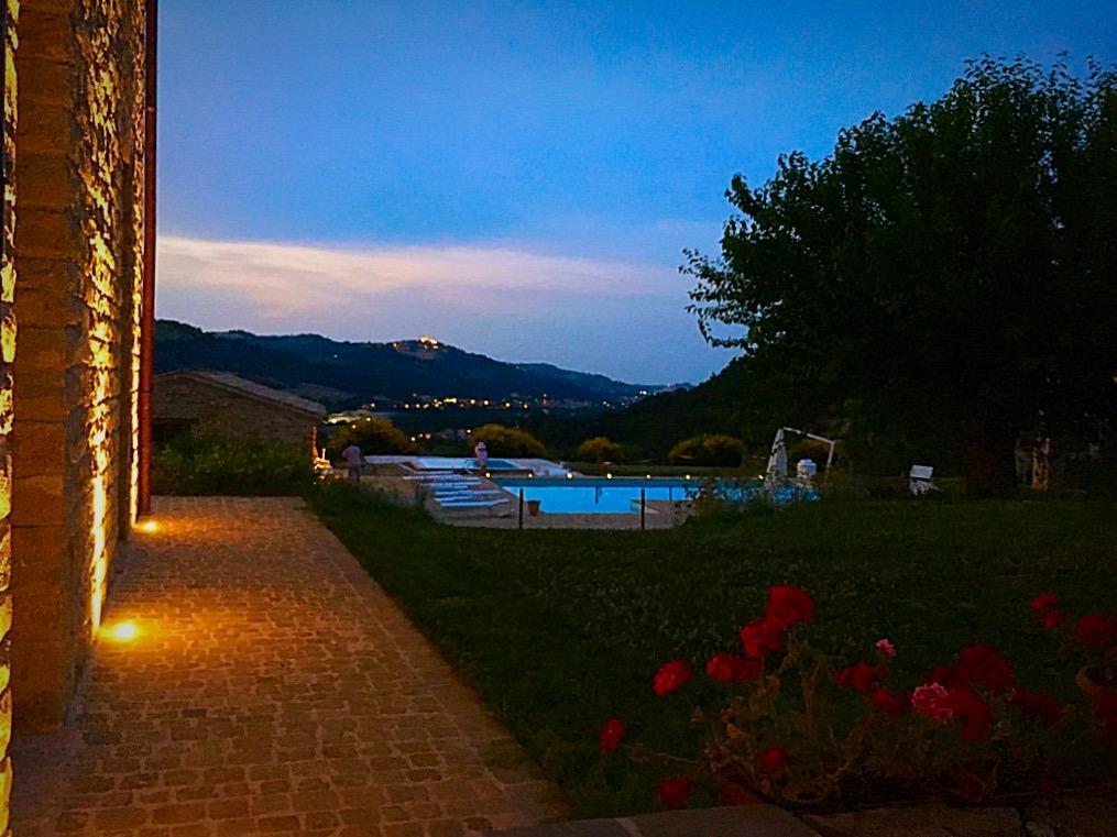 阿米克乡村住宿加早餐旅馆 Serra San Quirico 外观 照片